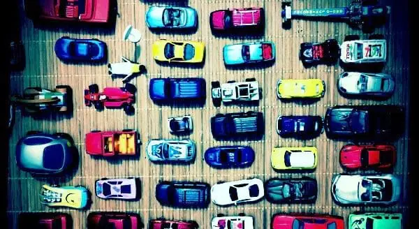 Comment construire un smartphone à 4 roues qui n’a jamais d’accident de la route ?