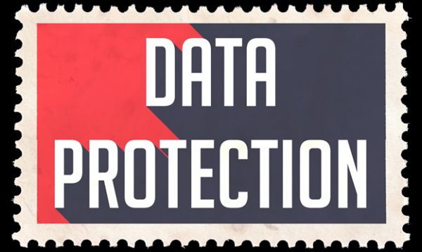 Cambridge Analytica/Facebook : 5 leçons pour garder le contrôle des données