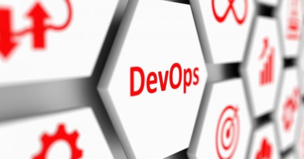 Augmentation mondiale des taux d’adoption du DevOps !