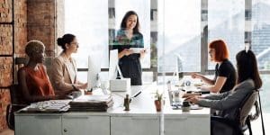 Confiance et curiosité : les clés pour entrer (et grandir) en tant que femme dans la tech